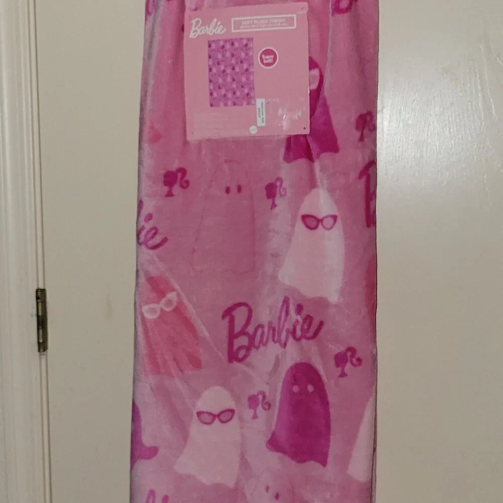 Barbie Spooky Pink Ghost Blanket